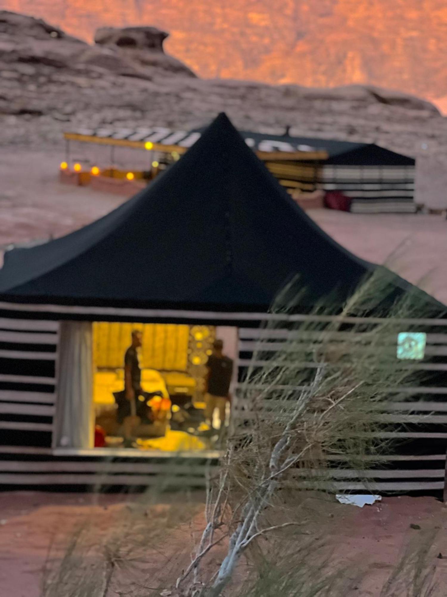 Hotel Star Camp & With Tor Wadi Rum Zewnętrze zdjęcie