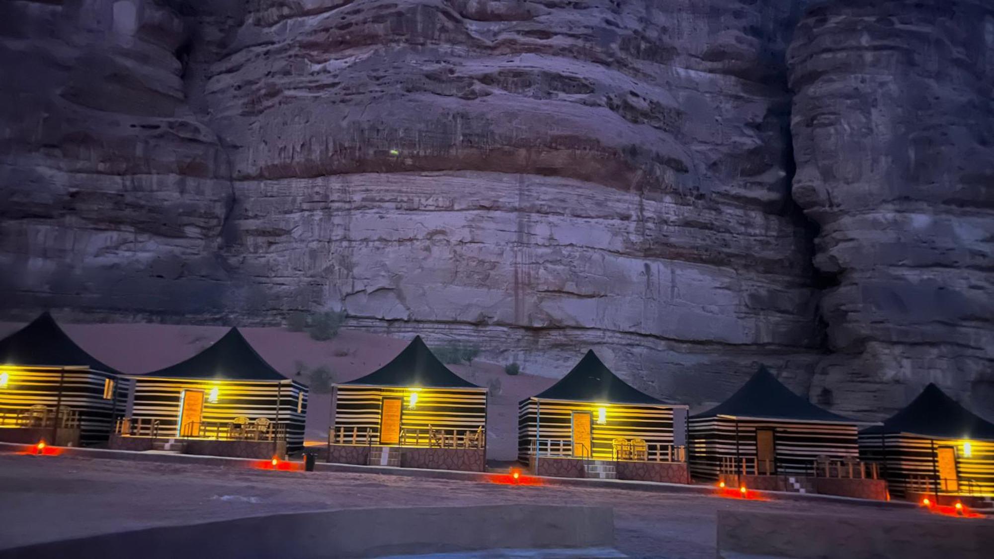 Hotel Star Camp & With Tor Wadi Rum Zewnętrze zdjęcie